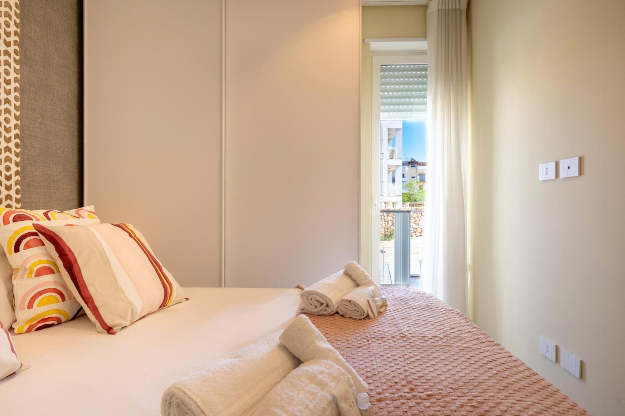 Exclusive Deluxe Apt Up To 6 People & Heated Tub Полиньяно-а-Маре Экстерьер фото